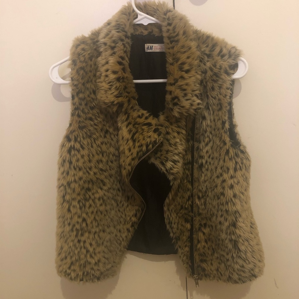 Faux fur vest from H&M